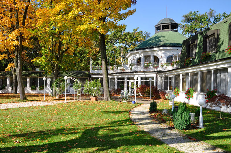 Hotel Ostrov